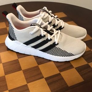 Men’s Adidas Running Shoe